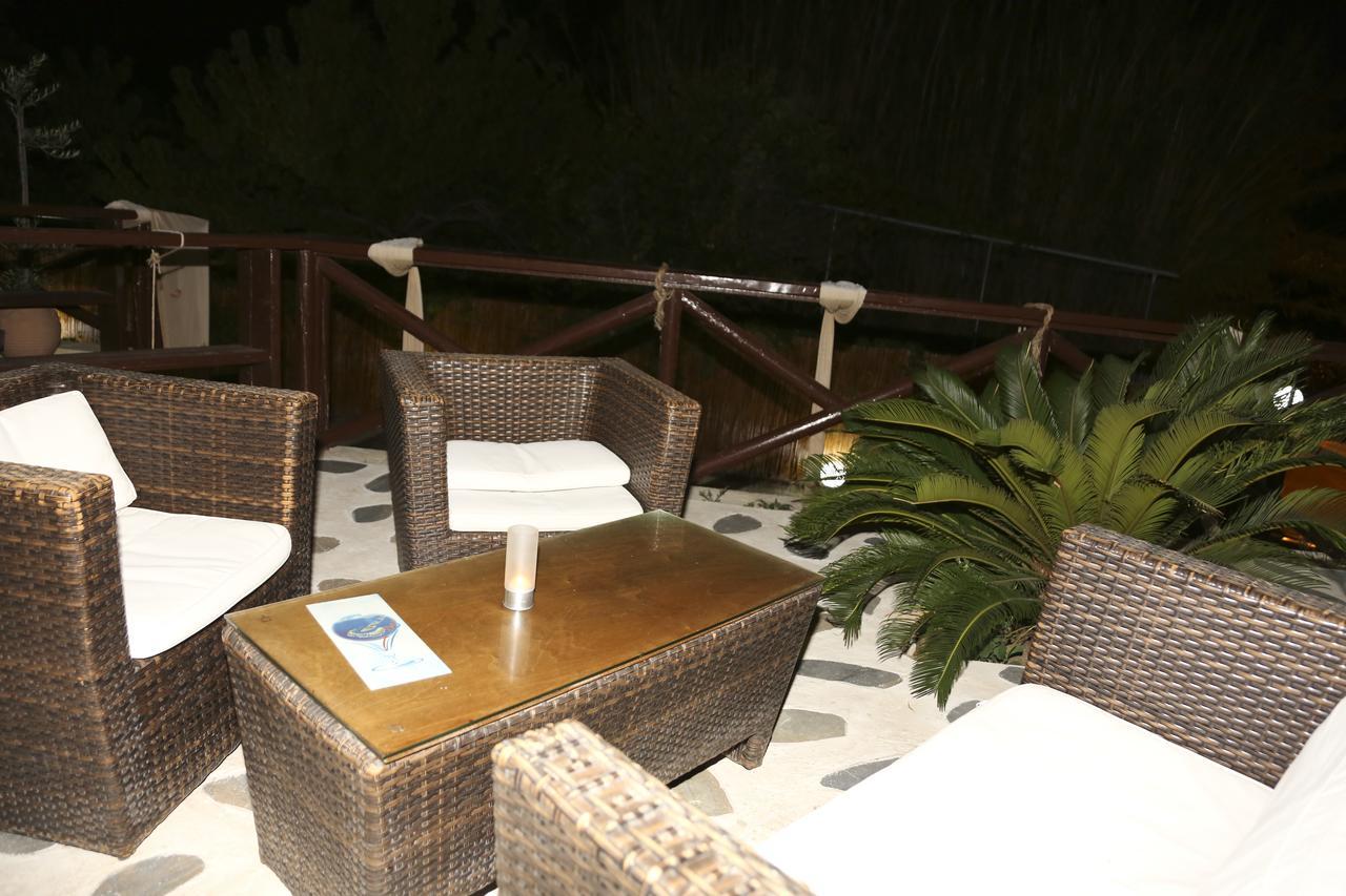 Coral Hotel Plomari Dış mekan fotoğraf